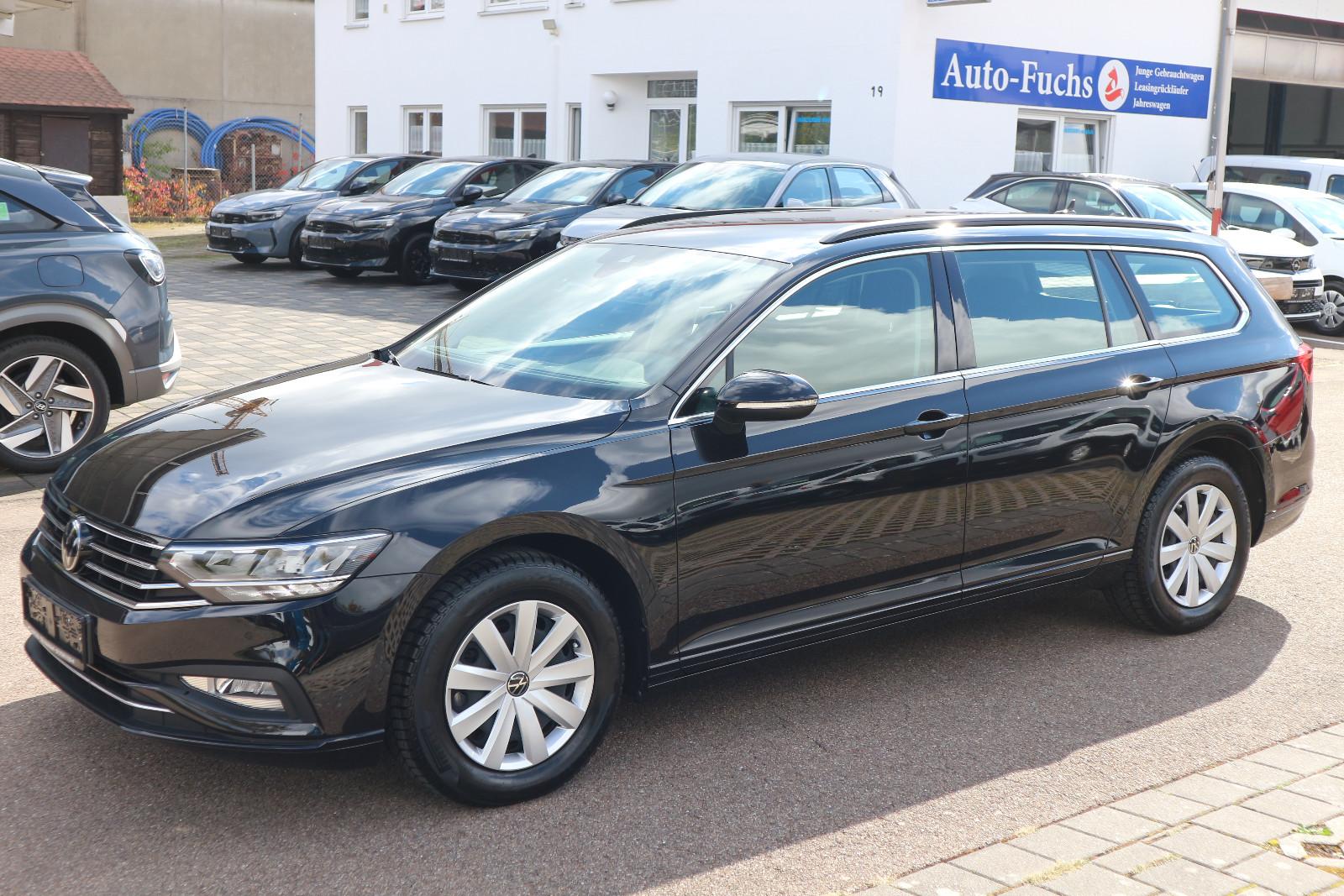 Volkswagen Passat 2.0 TDI DSG Variant 4Motion AHK NAVI ACC
