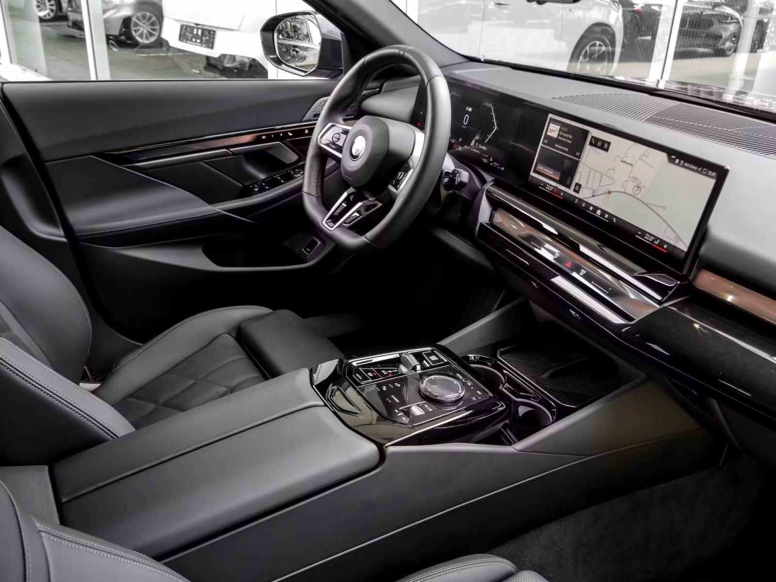 BMW 520d M SPORT PRO+B&W+AHK+DA PLUS+PA