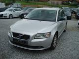 Volvo S40 Lim. 1.6 D Momentum - Volvo S40 mit Diesel-Antrieb: 1.6