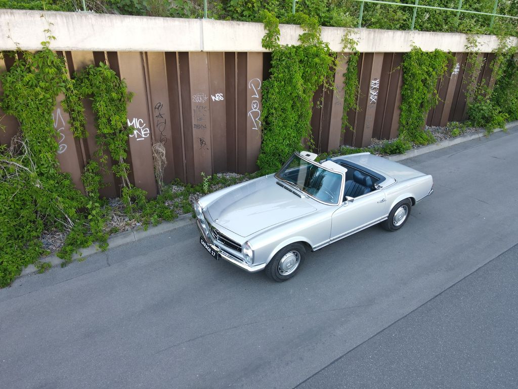 Mercedes-Benz 280