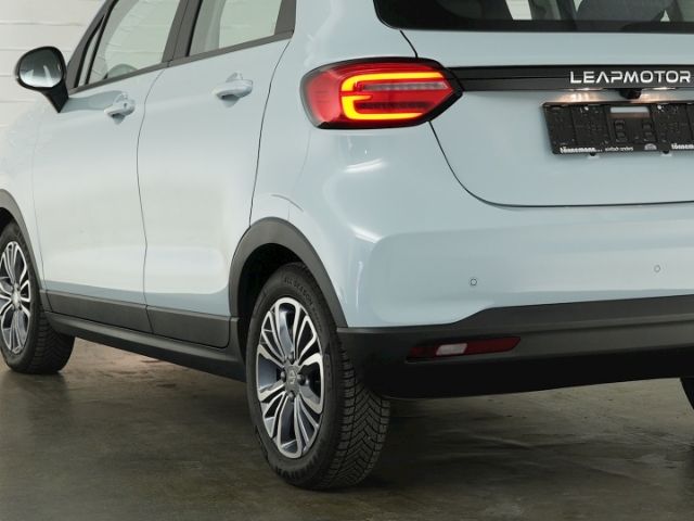 T03 DESIGN 37,3 kWH+RÜCKFAHRKAMERA+PANORAMADACH+