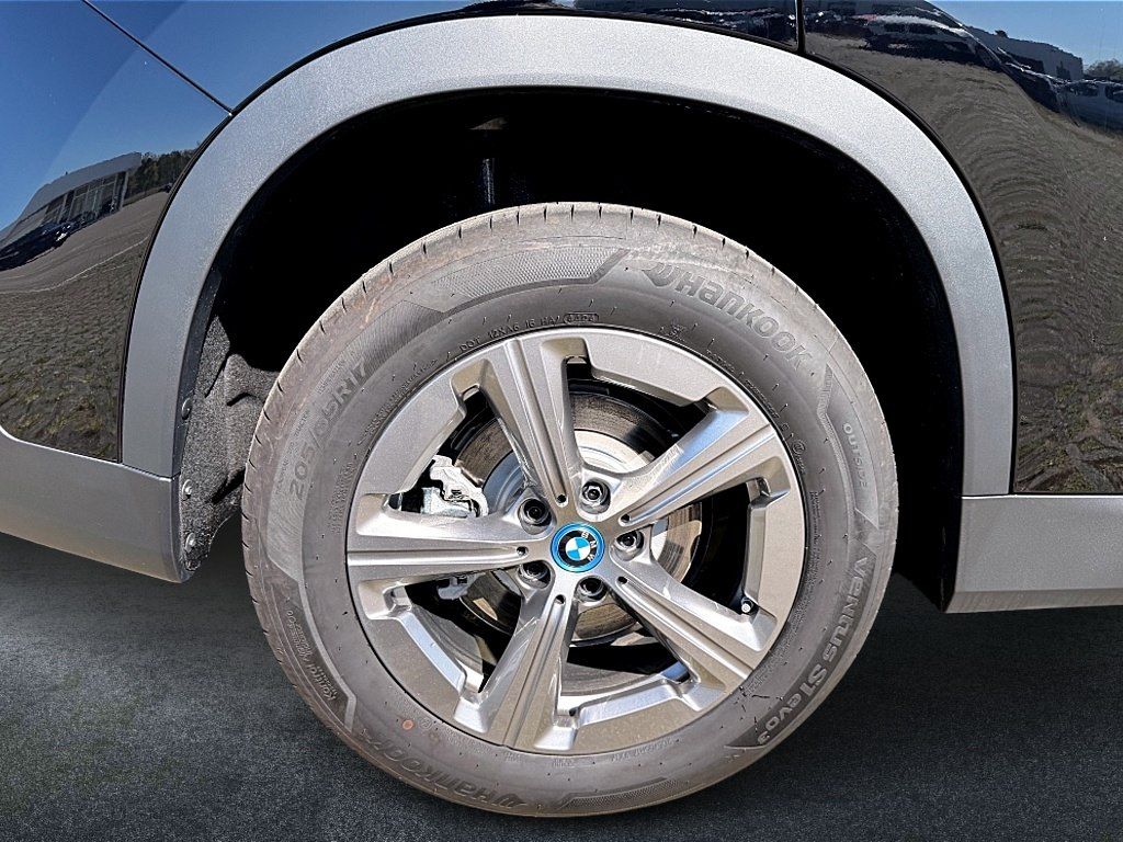 BMW X1 xDrive25e Navi,Head-Up,Komfortz.,Shzg,LED,RFK foto 13