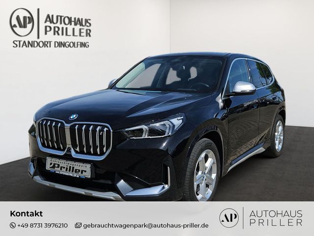 BMW iX1 30 xDrive xLine/NAVI/LED/DAB/Apple/Leder