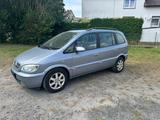 Opel Pkw, Auto Opel Zafira, Gas, 7-Sitzer - Opel Zafira: Pkw