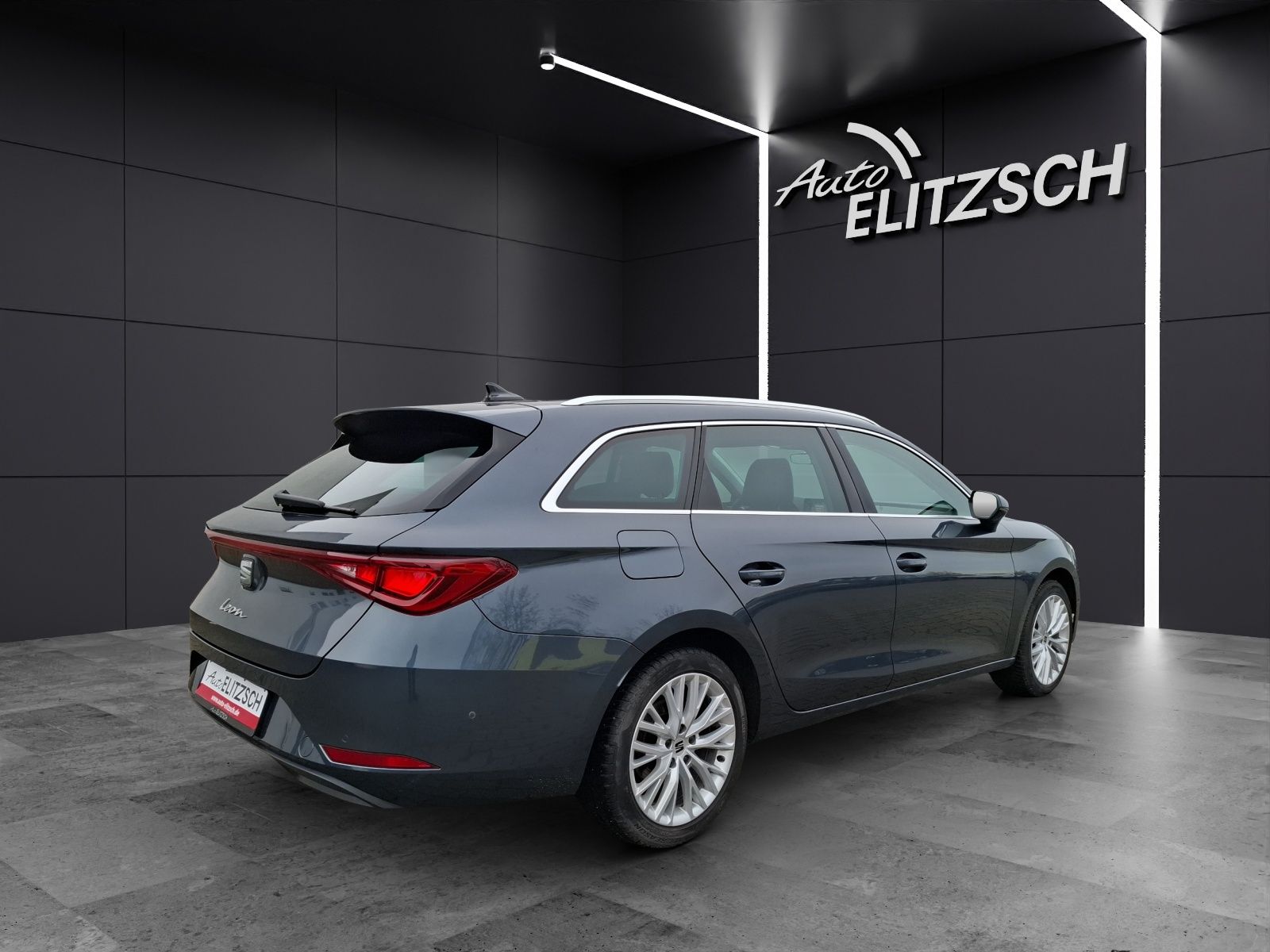 Fahrzeugabbildung SEAT Leon ST eTSI Xcellence DSG LED Navi AHK VC ACC R