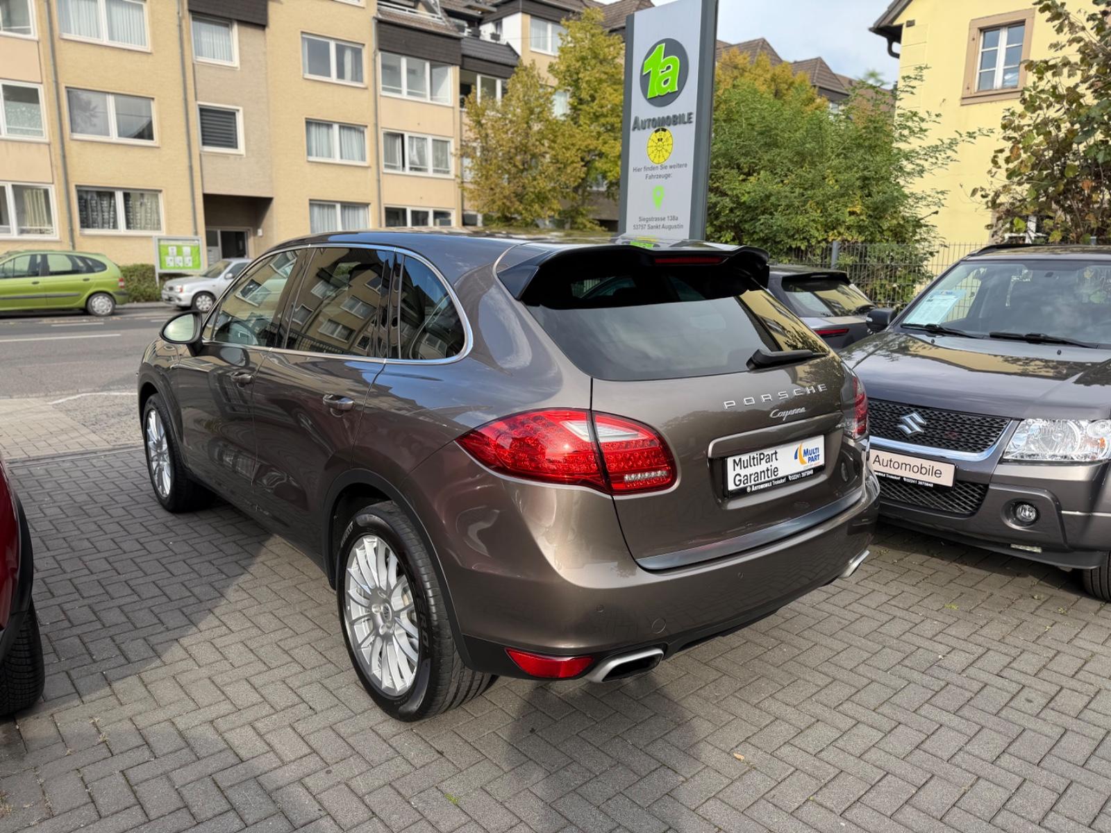 Porsche Cayenne*NAVI*PDC*SHZ*LEDER*MEMORY*LED