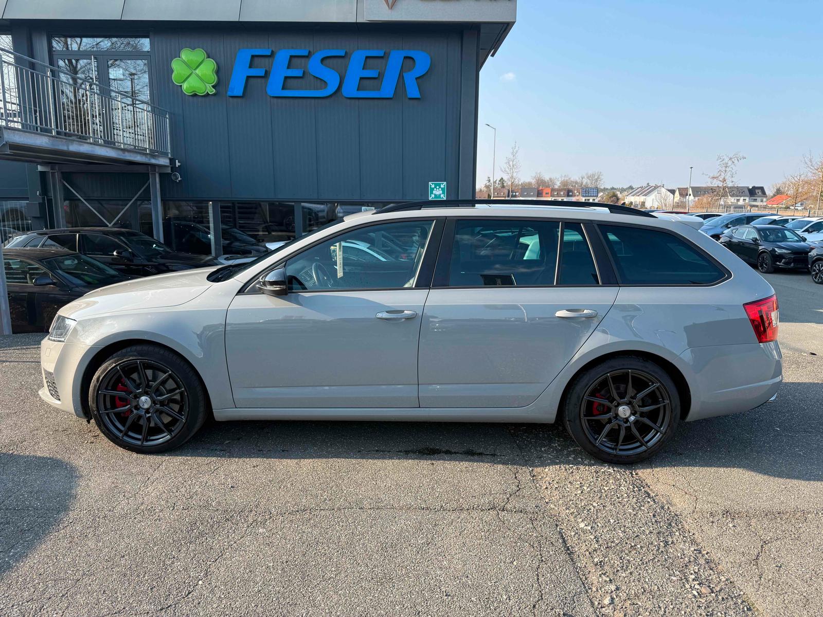 Skoda Octavia RS 2.0 TSI PANO KAM eKLAP CHALLENGE 18"