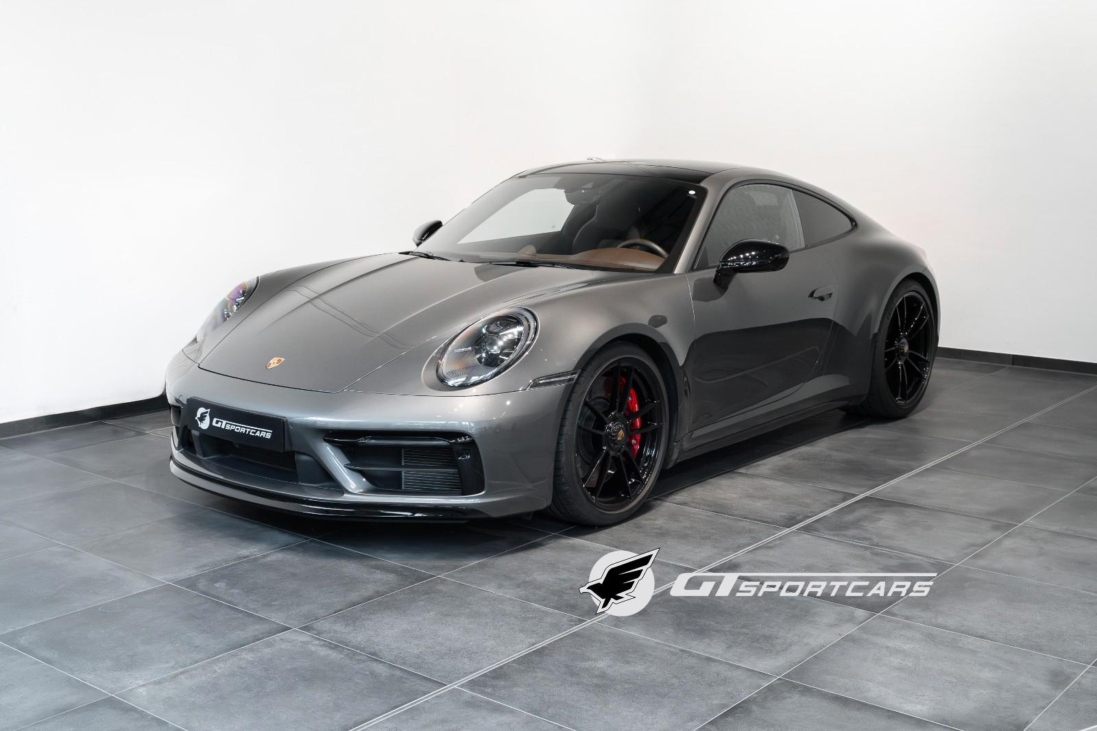 Porsche 992 Carrera 4 GTS Pano Burmester Chrono