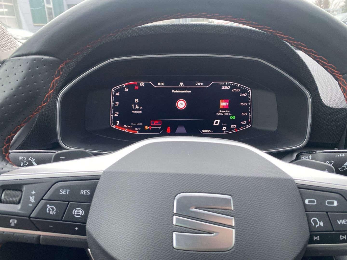 Fahrzeugabbildung SEAT Leon Sportstourer FR 2.0 TDI EU6d Navi digitales