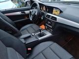 Mercedes-Benz C 200 CDI T BlueEFFICIENCY AVANTGARDE - Mercedes-Benz C 200 aus 2011 mit Diesel-Antrieb: Kombi