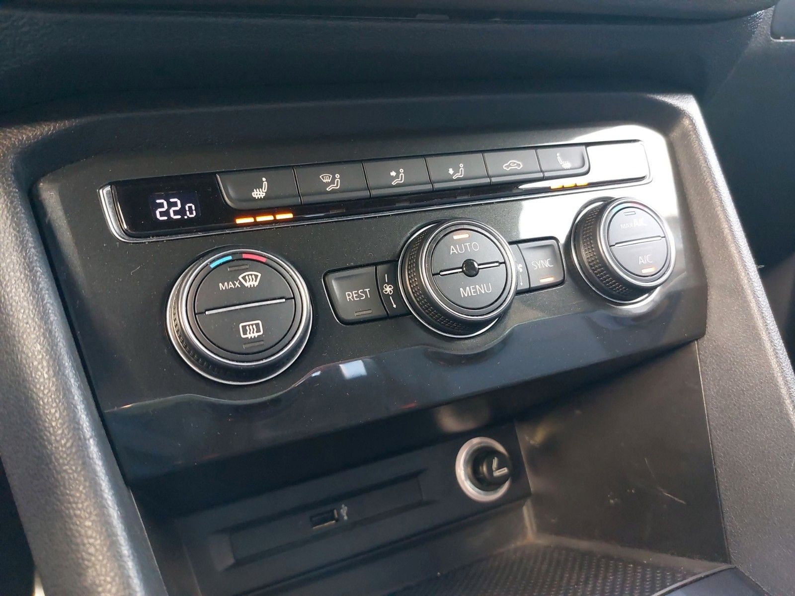 Volkswagen Tiguan Highline BMT/Start-Stopp 4Motion – Bild 18