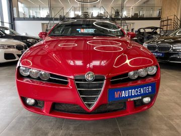 Alfa Romeo Brera 2.4 JTDM 20V Q-Tronic *1.HAND*XENON*LEDER*