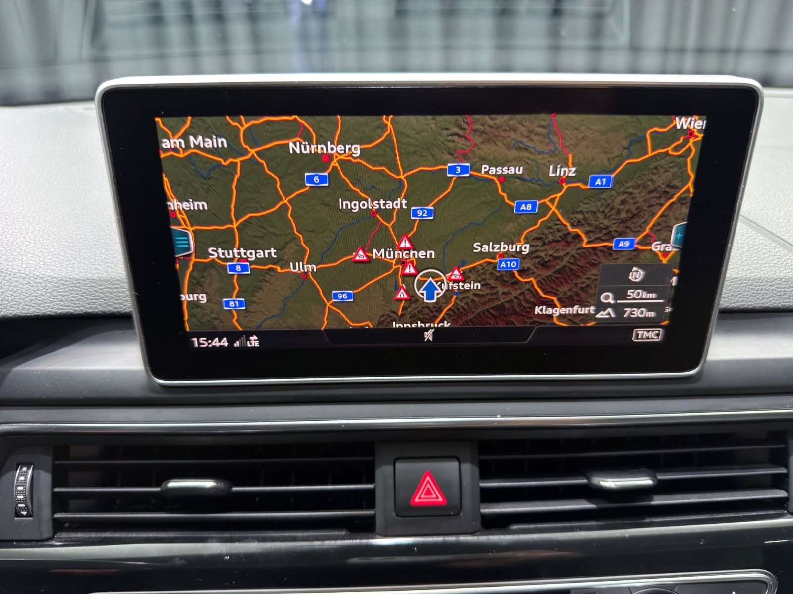 Fahrzeugabbildung Audi A4 Avant quattro sport|3xS-LINE|XENON|NAVI|VOLL
