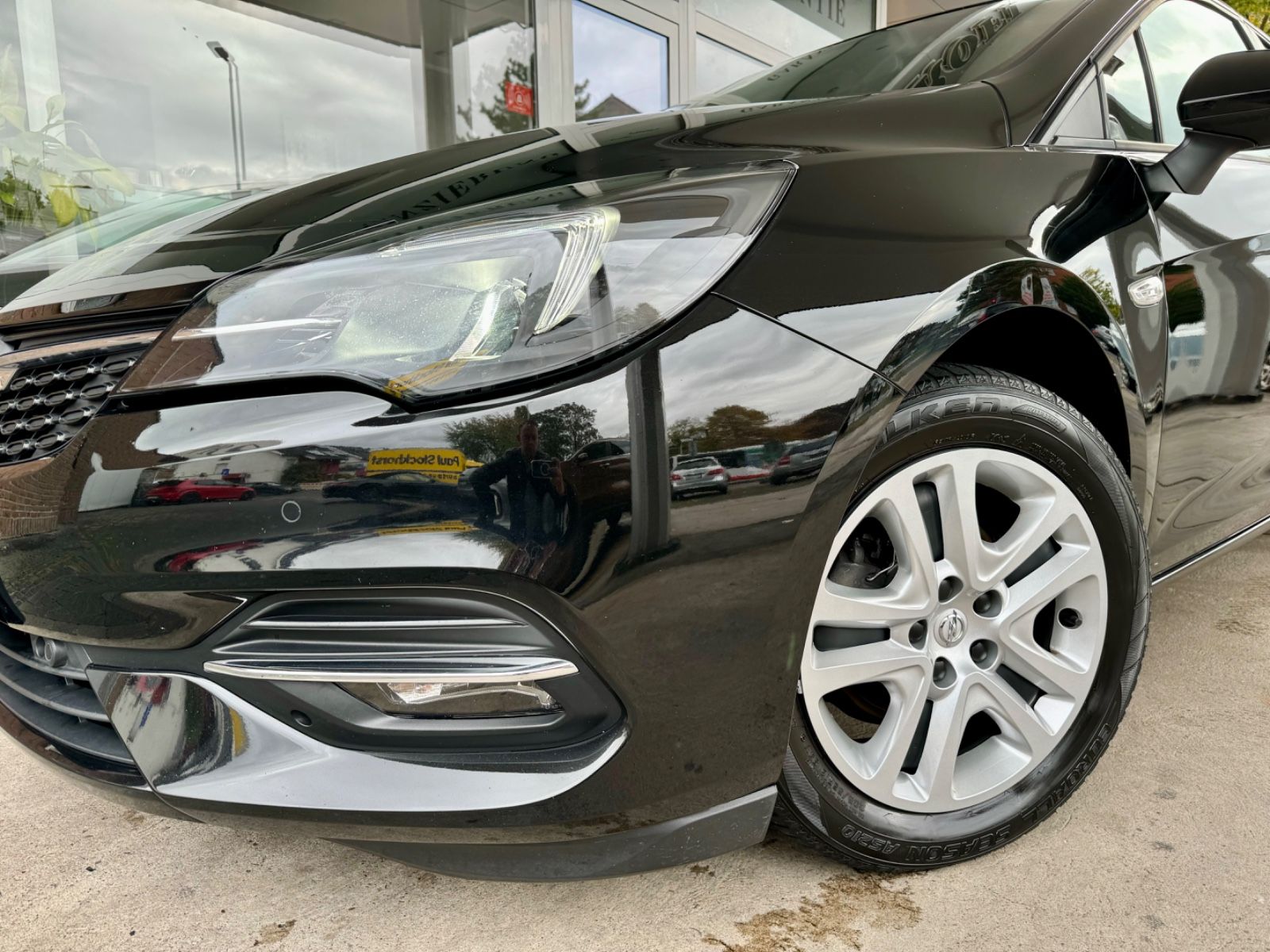 Fahrzeugabbildung Opel Astra K Sports Tourer Business Autom. Navi/LED