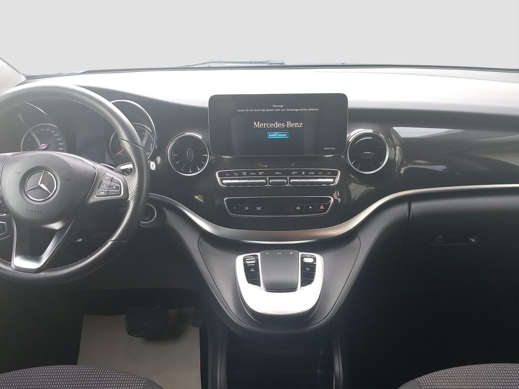 Fahrzeugabbildung Mercedes-Benz EQV 300 Lang 360*KeyLess*LED*PDC*SpurH*SpurW*AUT