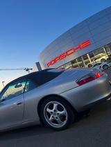 Porsche 911 996 Cabrio  Kraftvoll und zeitlos - Porsche 911 Urmodell aus 2001