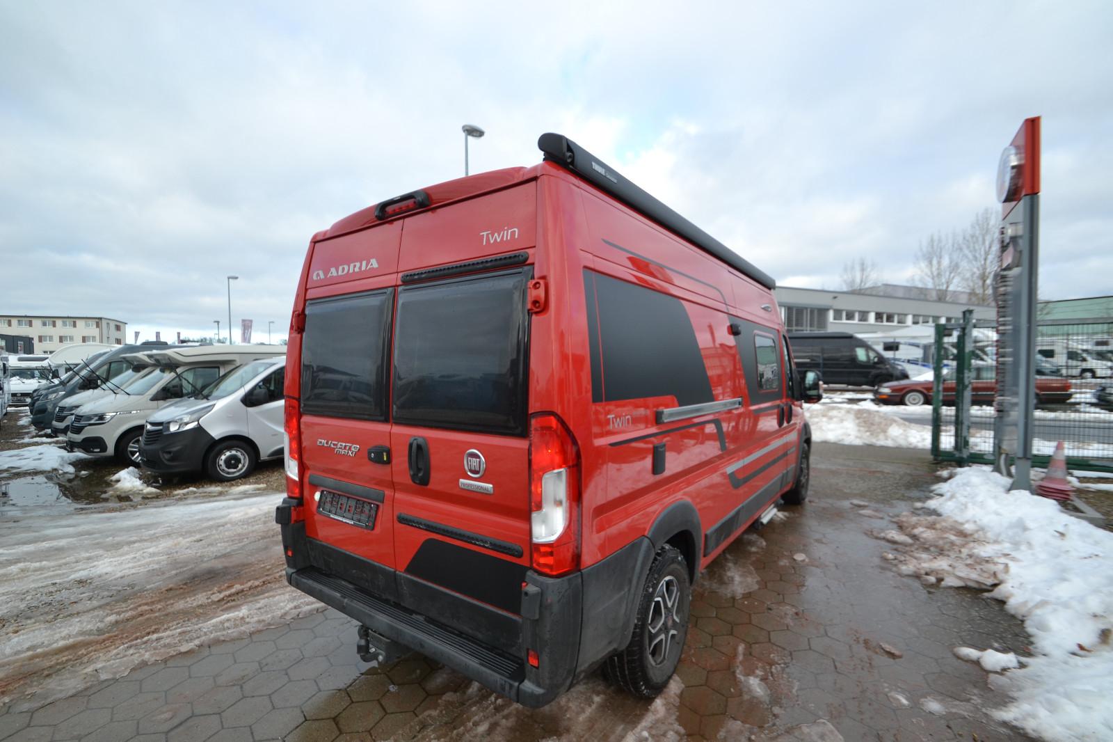 Adria Twin 600 SPB Plus  _( 80 )