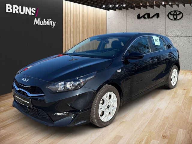 Kia Ceed 1.5T 140 DCT7 Vision STD (NAV)