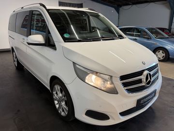 Mercedes V 220 - 8