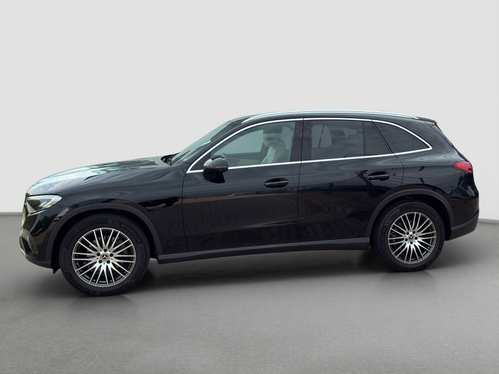 Fahrzeugabbildung Mercedes-Benz GLC 200 4MATIC PANO-SD*LED*EASY-PACK*AMBIENTE*