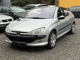 Peugeot 206cc  Cabrio/Tüv neu/Klima - Peugeot 206 in Bielefeld