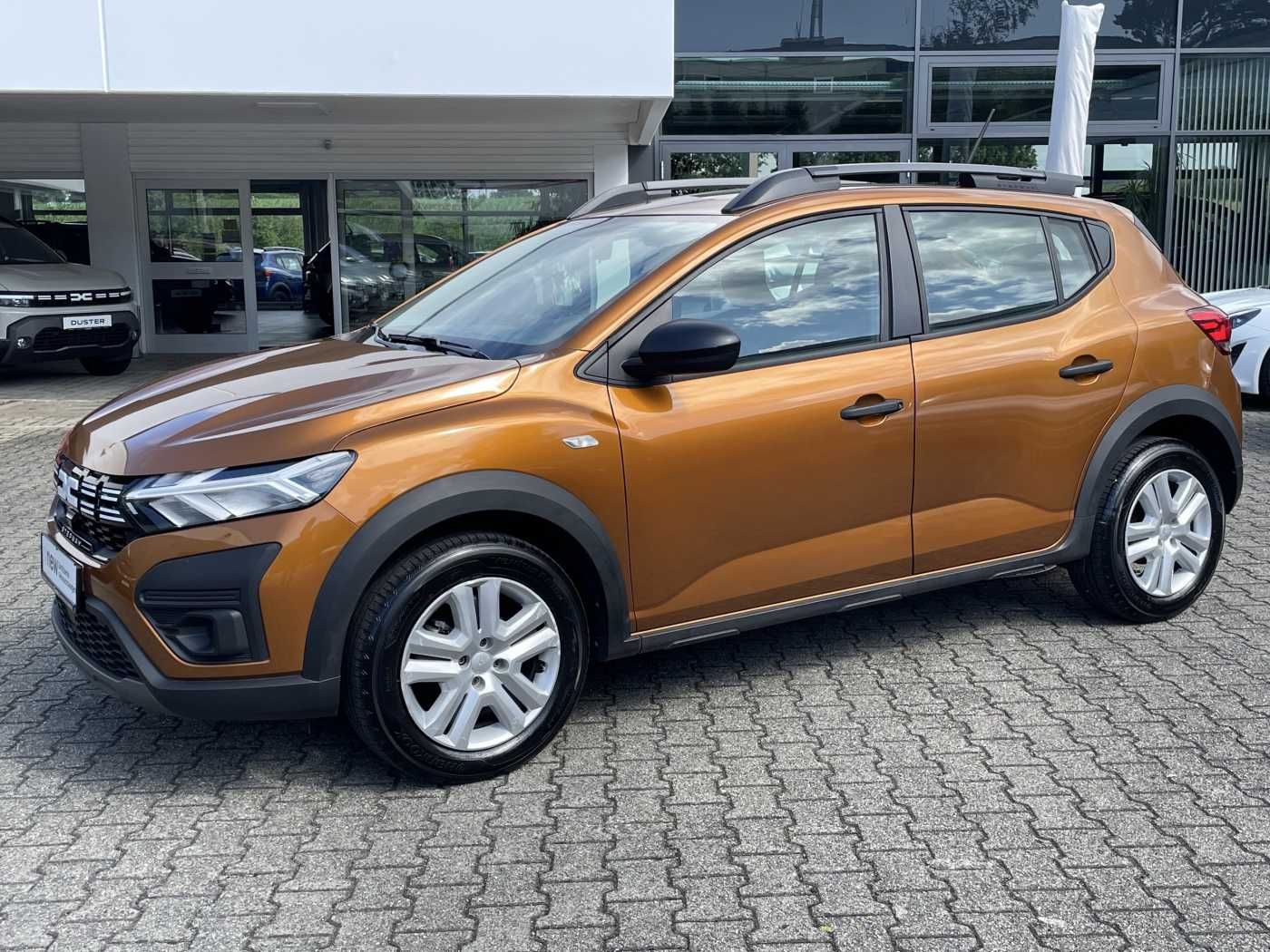 Fahrzeugabbildung Dacia Sandero Stepway Essential TCe 90