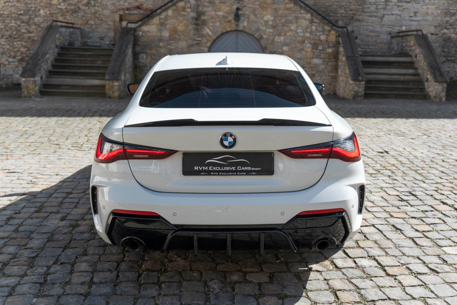 Fahrzeugabbildung BMW 430i Coupé M Sportpaket HUD LED KAM HIFI ACC
