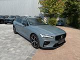 Volvo V60 ULTIMATE DARK +360+STANDHZG+AHK+19"PRIVACY