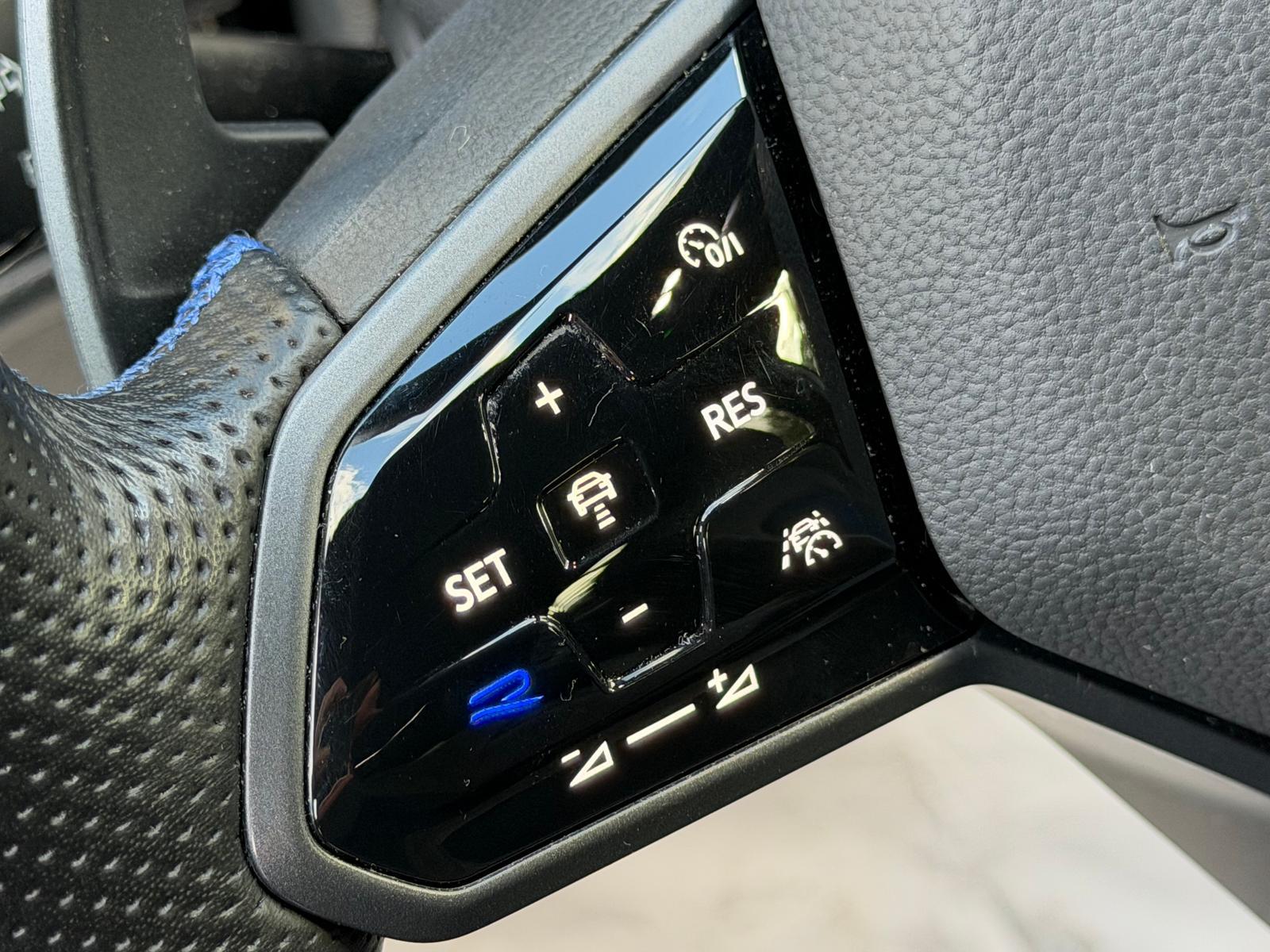 Volkswagen Golf 2.0 TSI R 4Motion *AKRAPOVIC*BLACK-STYLE*, миниатюра 21