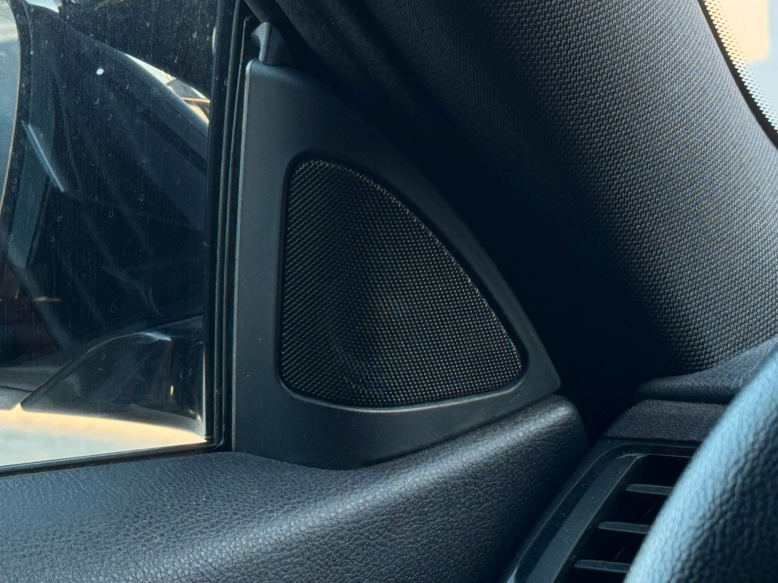 Fahrzeugabbildung BMW 420i Coupé Sport Line Carbon M-Spiegel Bi-Xenon