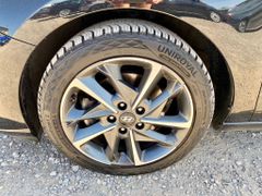 Fahrzeugabbildung Hyundai i30 1.0 AAC ALLWETTER ALU KAMERA PDC CARPLAY