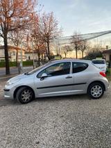 Peugeot 207 1.4 8V 75CV 3p. ONE Line - Peugeot: 3o8