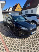 Ford Focus 1,5 EcoBoost 110kW ST-Line Red ST-Line Red - Ford Focus: ST Line Red