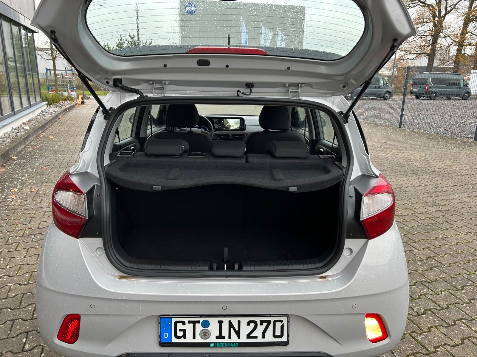 Fahrzeugabbildung Hyundai i10 Trend Komfort Paket Navi RFK SHZ