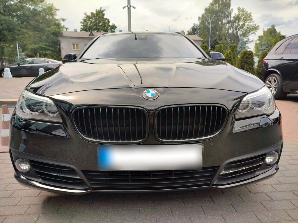 Image of BMW 530