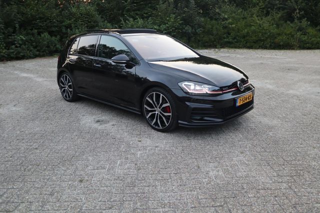 Volkswagen Golf 2.0 TSI DSG GTI GTI