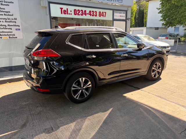 Fahrzeugabbildung Nissan X-Trail+AHK+Panorama+Navi+Kamera+PDC+SHZ+