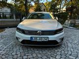 Volkswagen Passat GTE Variant Pano HUD AHK DYN LEDER LED - Volkswagen Passat Variant: GTE