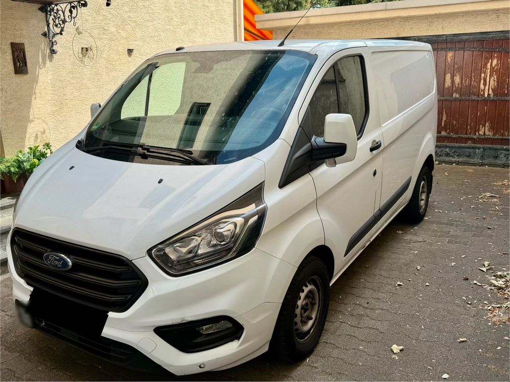 Image of Ford Transit Custom
