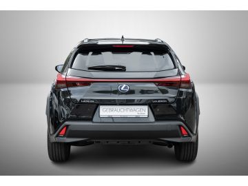 Lexus UX - 4