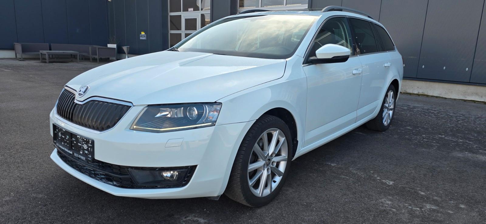 Skoda Octavia Combi Elegance Pano*Xenon*MMI*PDC*17`*