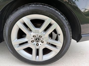 Mercedes ML 250 - 6
