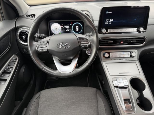 Fahrzeugabbildung Hyundai KONA Trend Elektro 2WD +KLIMA+PDC+LED+NAVI+UVM+