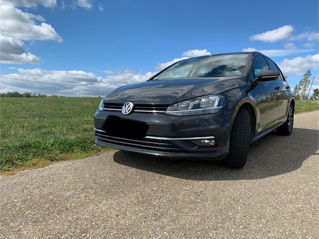 Image of Volkswagen Golf