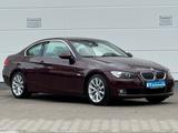 BMW E92 325i*Sitzhzg*Schiebedach*Leder*2.Hand* - rote BMW 325