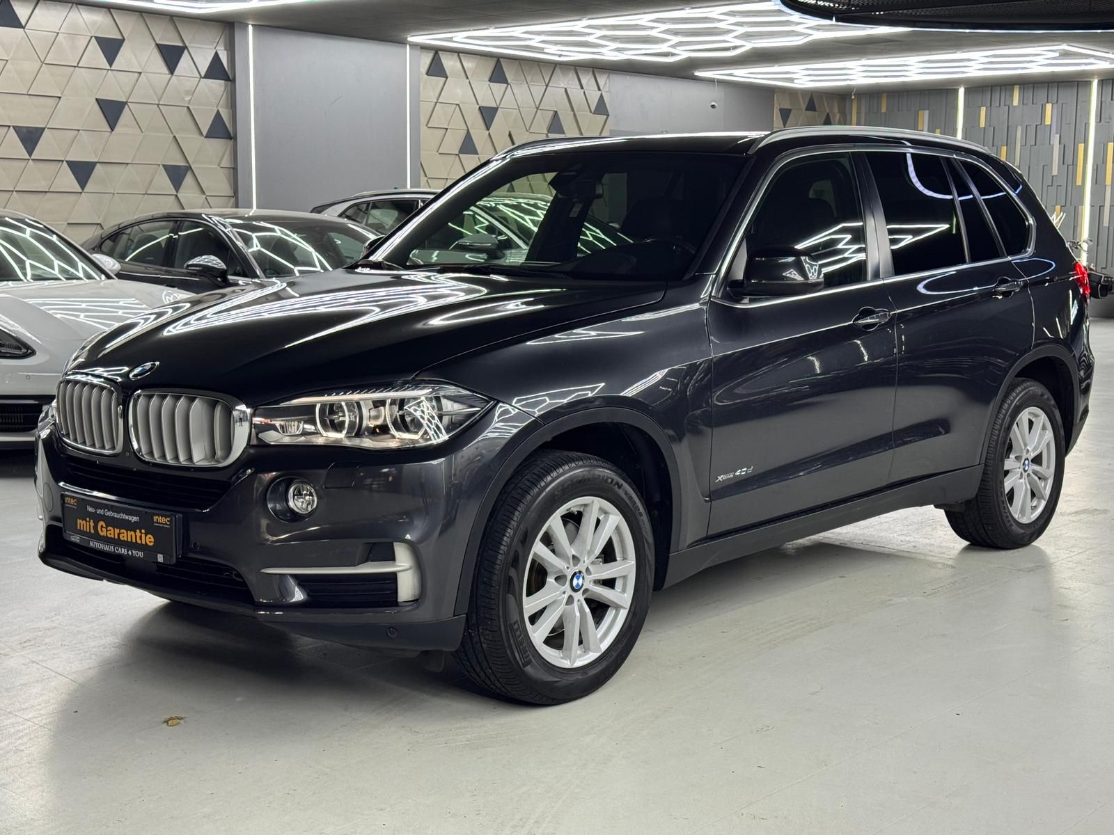 BMW X5 xDrive 40 d PANO/STADND-HZ/AHK/KAMERA/SHZ/ACC