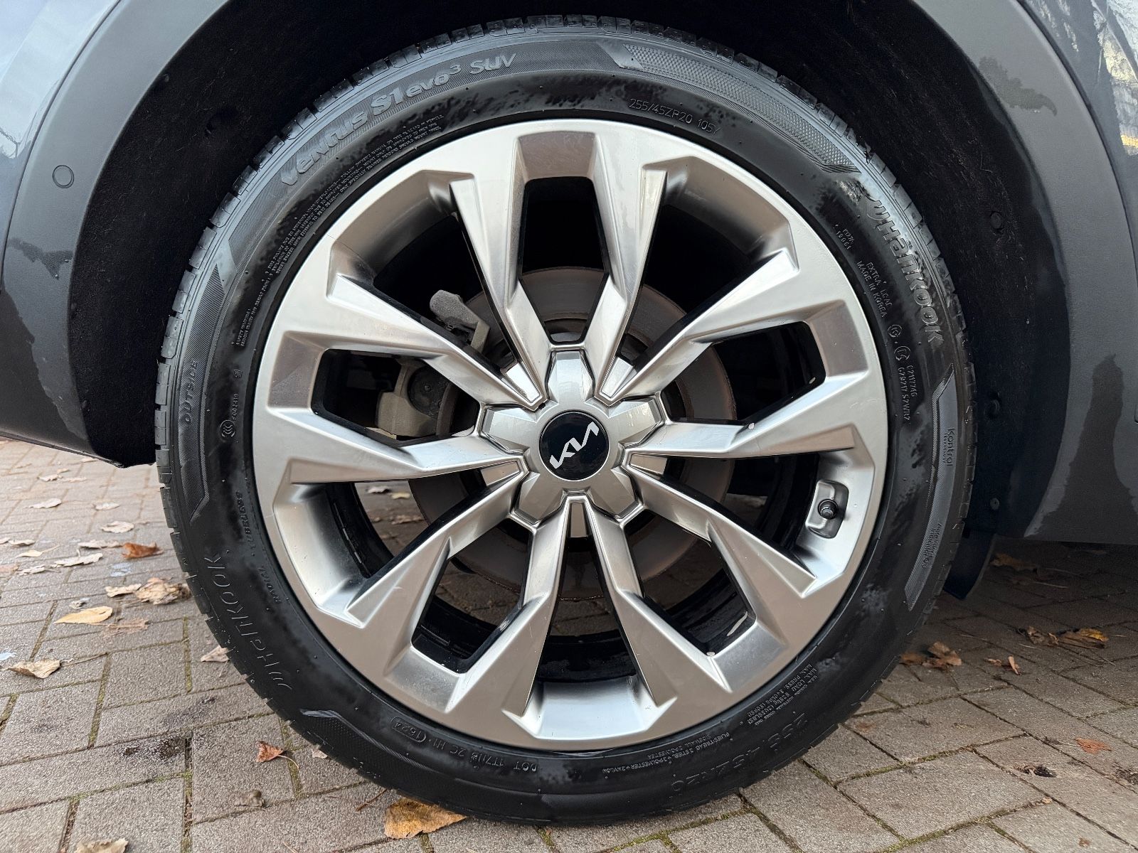 Fahrzeugabbildung Kia Sorento Platinum 4WD*BI-LED*PANO*BOSE*LEDER*360*