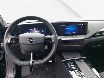 Fotografie 10 des Opel Astra ST 1.5D AT Ultimate Alcantara Schiebedach