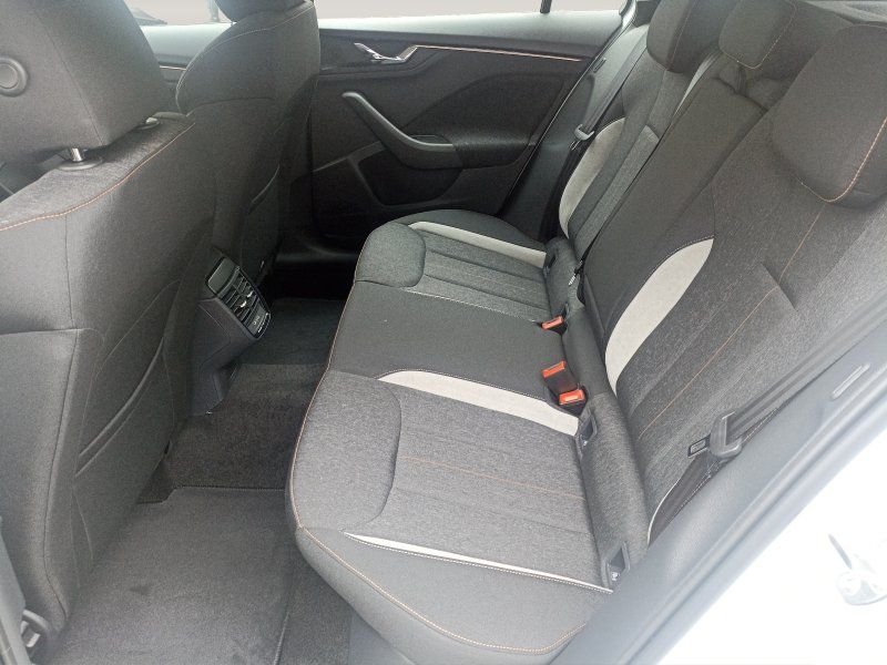 Fahrzeugabbildung SKODA Scala 1.0 TSI Style DSG PDC+LED+WINTER-PAK+SMART