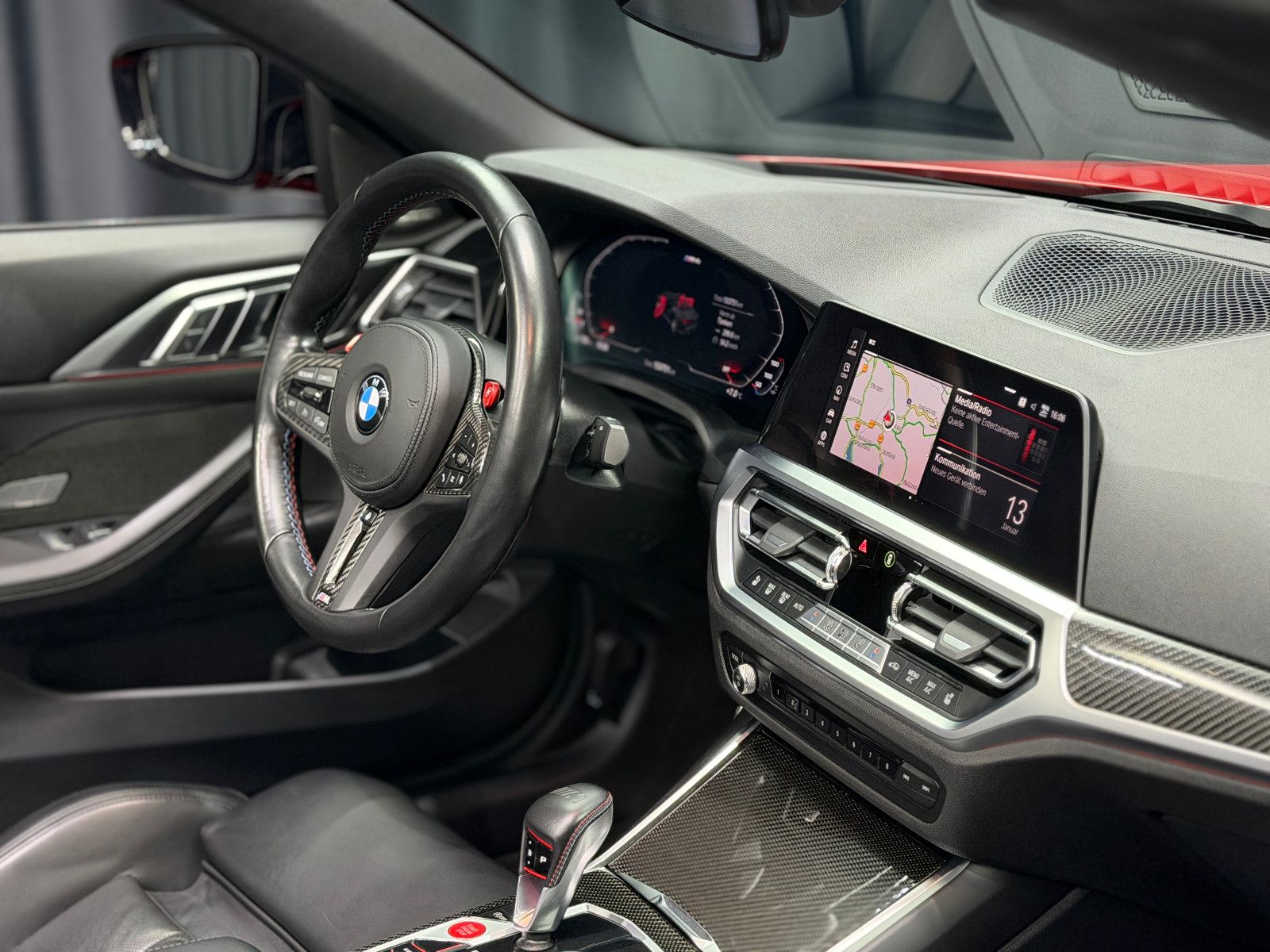 Fahrzeugabbildung BMW M4 Cabrio xDrive Competition|LASER|CARBON|HEAD-U